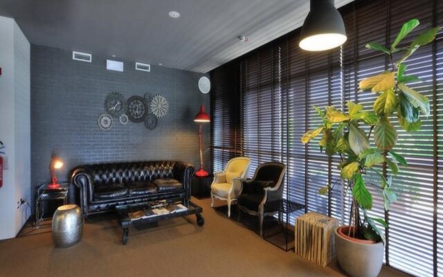 La Meridiana Bleisure Hotel