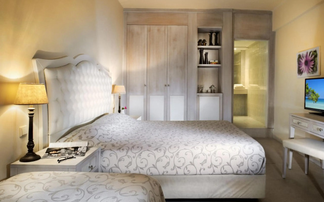 Portes Beach Hotel