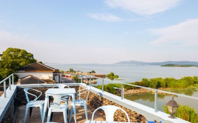 Suzhou Xishan egret waterfront Hostel