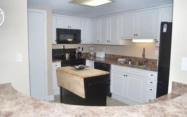 North Hampton 1106 by RedAwning