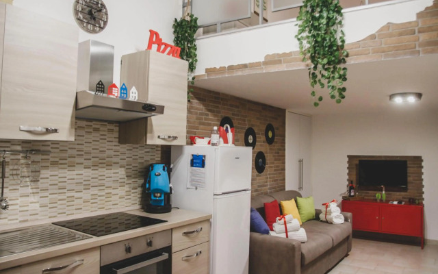 Frizzi & Lazzi House