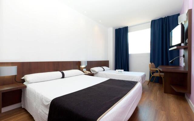 Hotel Olympia Universidades