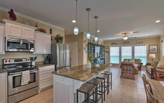 Ocean View & Grill: Crystal Beach Bungalow!