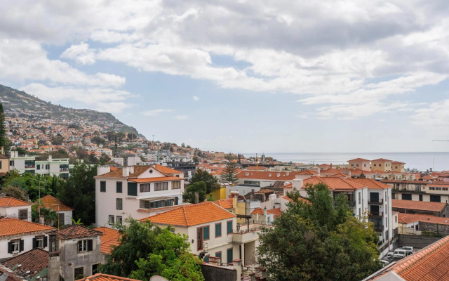 FLH Funchal Studio with Balcony