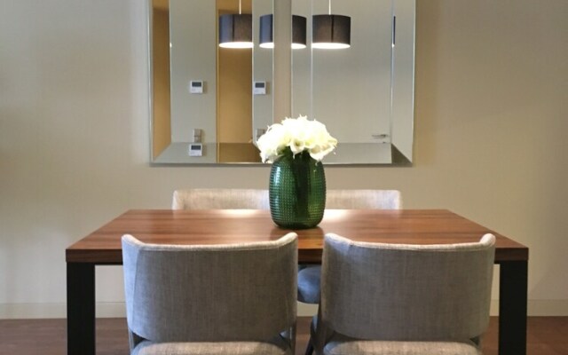 8 Building by Finestay