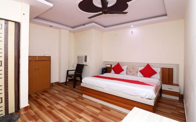 OYO 28331 Hotel Keshav-a Unit Of Ghaziabad Inn