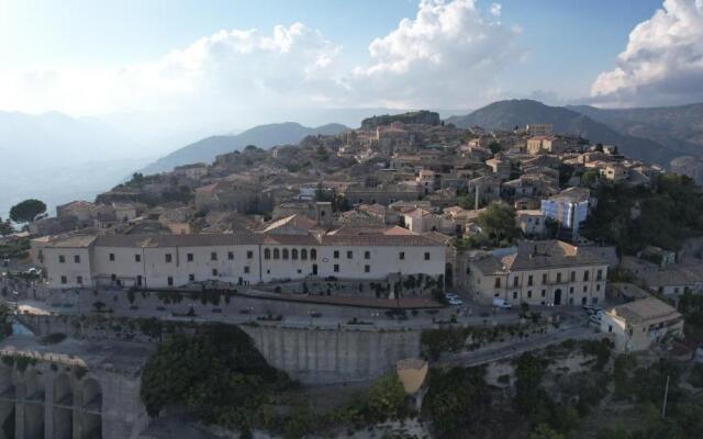 Palazzo Sant'Anna