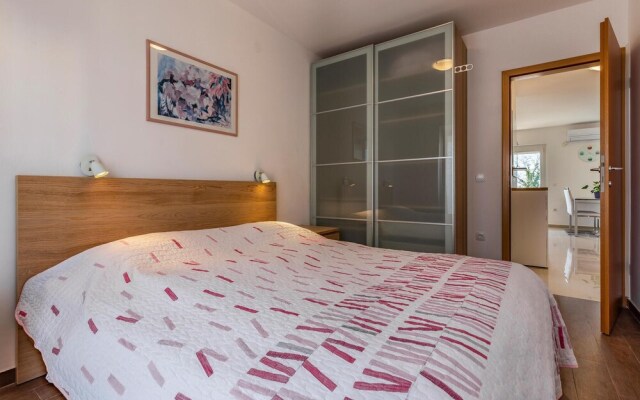Nice Apartment in Medulin With 2 Bedrooms and Wifi