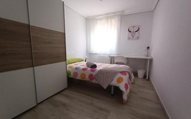 Piso San Roque 3 hab cerca del centro y universidad