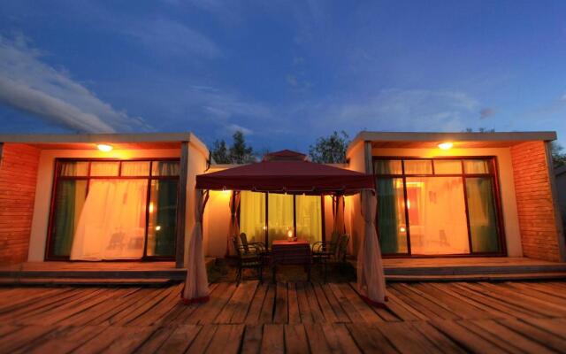 Lijiang Scenery Retreats Lake Front Villa Resort