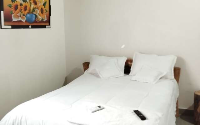 Flamencamarones Hotel Familiar