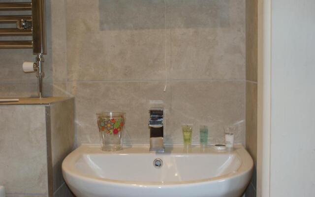 Coastal City Rooms - Uplands