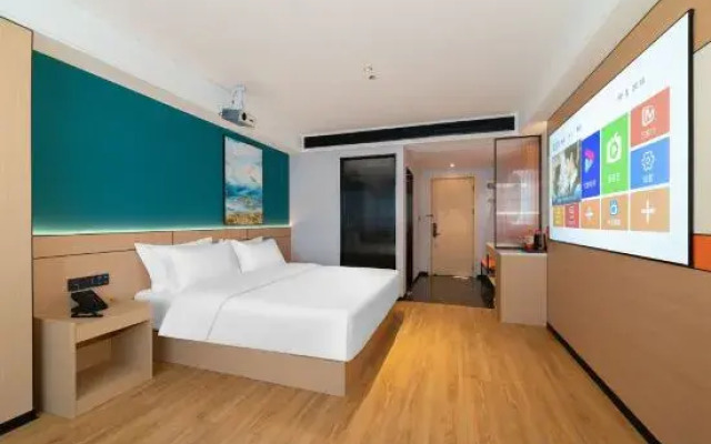 Hengfeng Holiday Inn Huizhou (Boluo Longxi Cultural Square Branch)