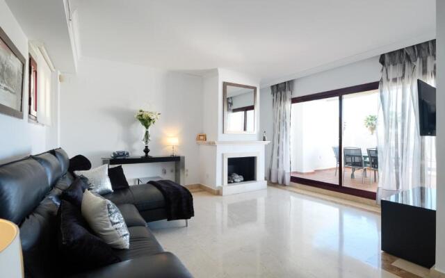 4 Bedroom Apartment in Noray, San Pedro Beach