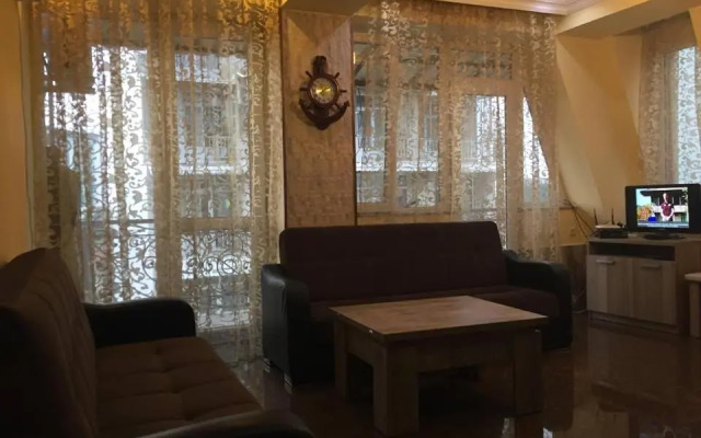 Apartment on 162 Parnavaz Mepe