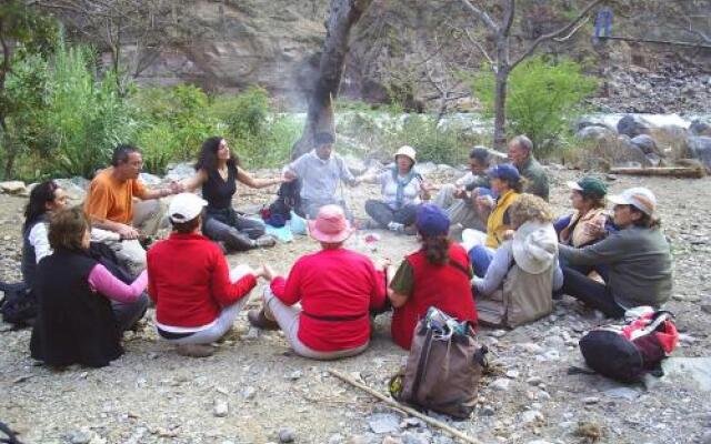 Villa Los Loros Choquequirao Lodge & Tours