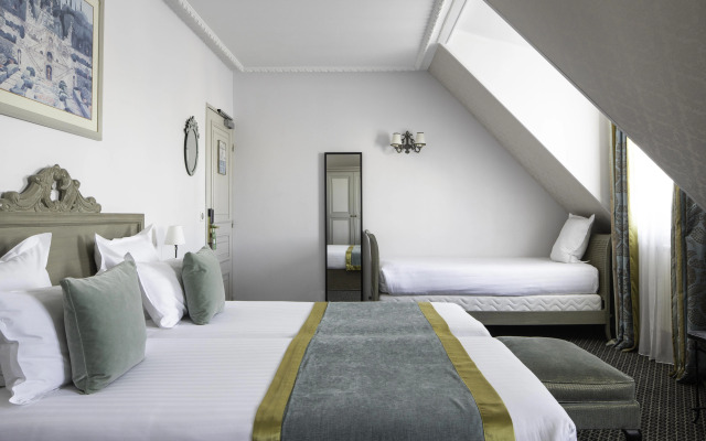 Hôtel Bradford Elysées – Astotel
