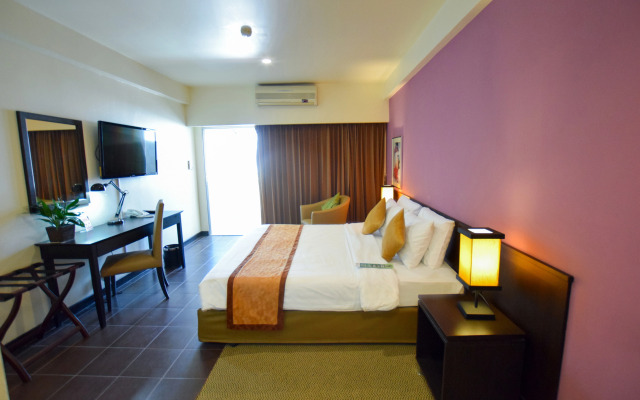 The Color Living Hotel