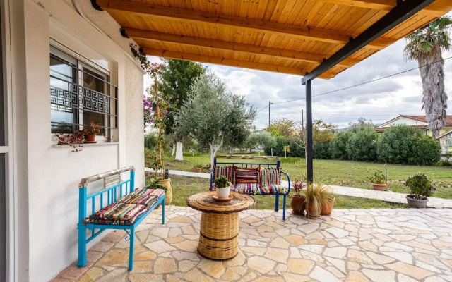 Petalidi Sunny Home Two