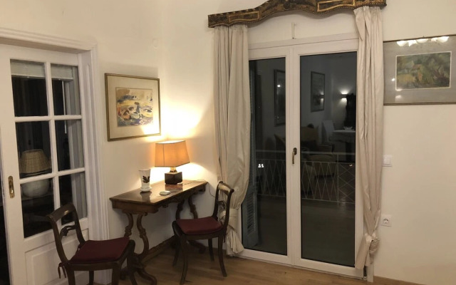 Luxury Apartment Sea View Garden Parking