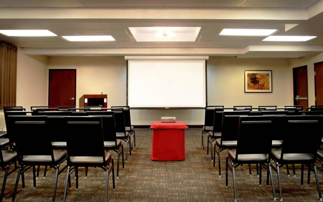 Four Points By Sheraton Portland East