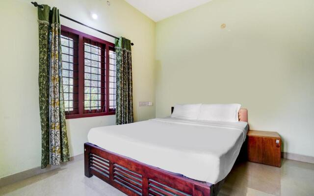 OYO 86248 Shalom Palace