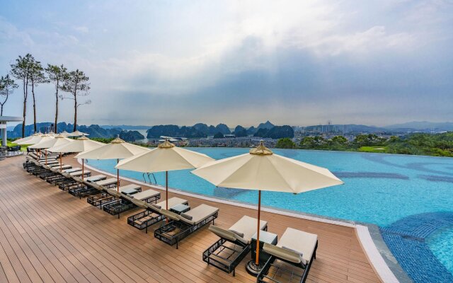FLC Halong Bay Golf Club & Luxury Resort