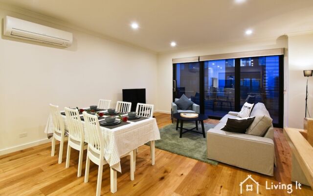 Tomkins Townhouse