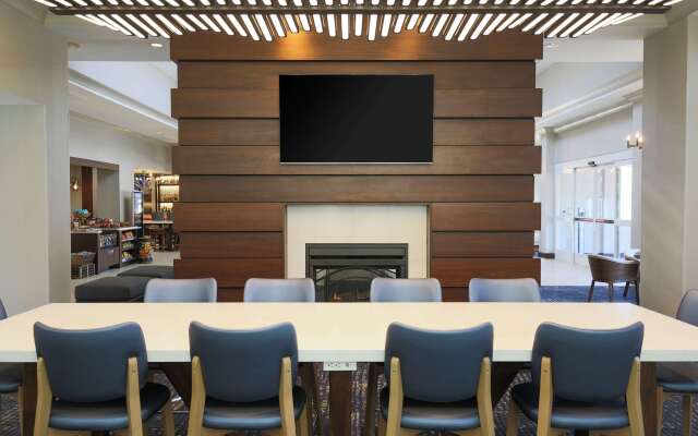 Hilton Garden Inn Melville