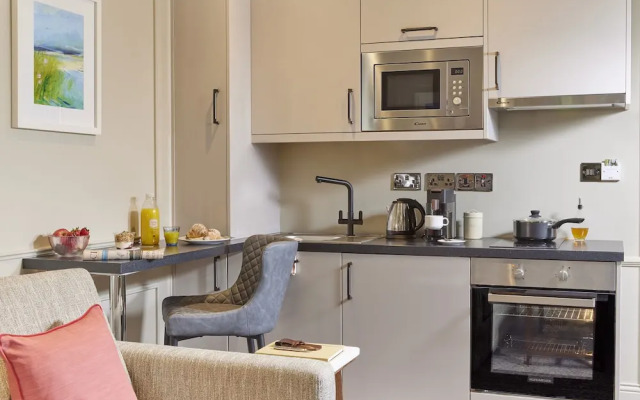 Waterloo Townhouse & Suites