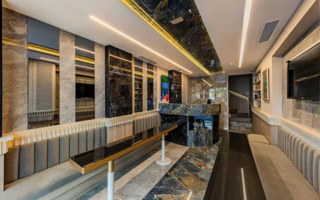 Felix Hotel