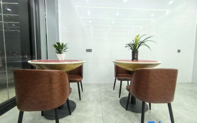 Huaiji Wangjiangxuan Homestay (Commercial Pedestrian Street Branch)