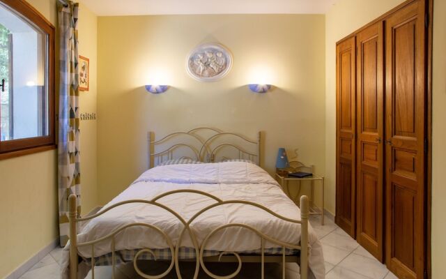 Premium Villa in Ollioules with Swimming Pool