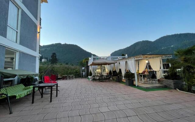 Mirraflores Hotel