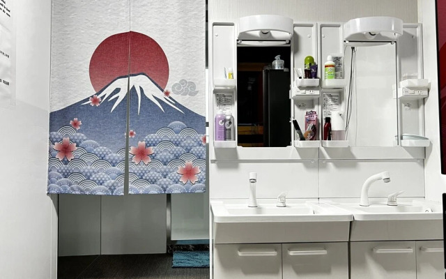 Hotel Adonis - Hostel