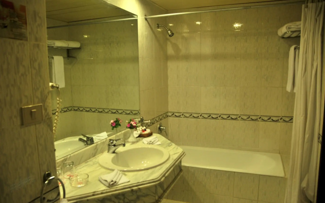 Grand Oasis Resort