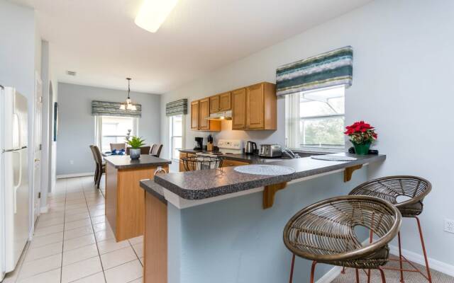 946bd Amazing High End Gated