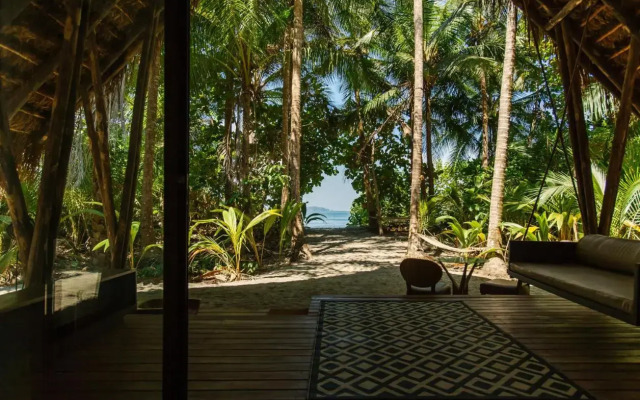 The Resort at Isla Palenque