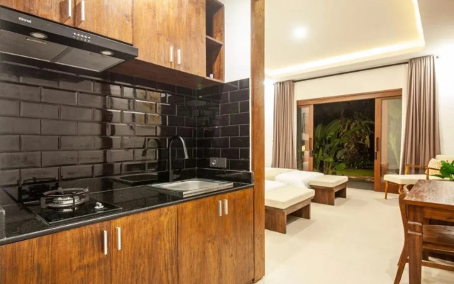 Griya Shanti Suites