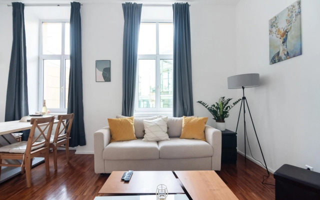 Cozy and central City Apartment at the Belvedere