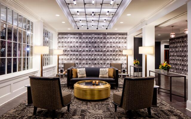 Holiday Inn FRENCH QUARTER-CHATEAU LEMOYNE by IHG