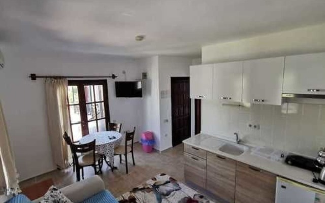 Derin Suite Hotel