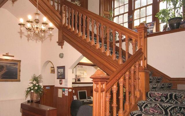 Lochardil House Hotel