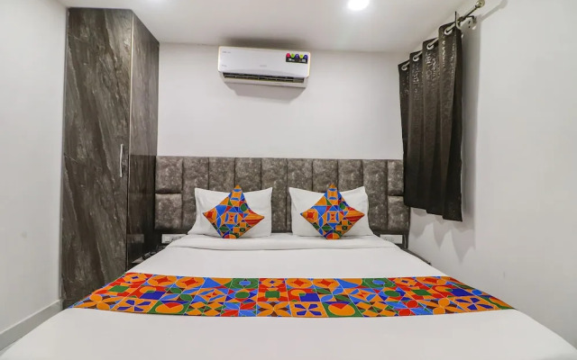 FabHotel Roadway Inn