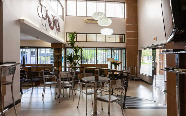 Tri Hotel Executive Criciúma