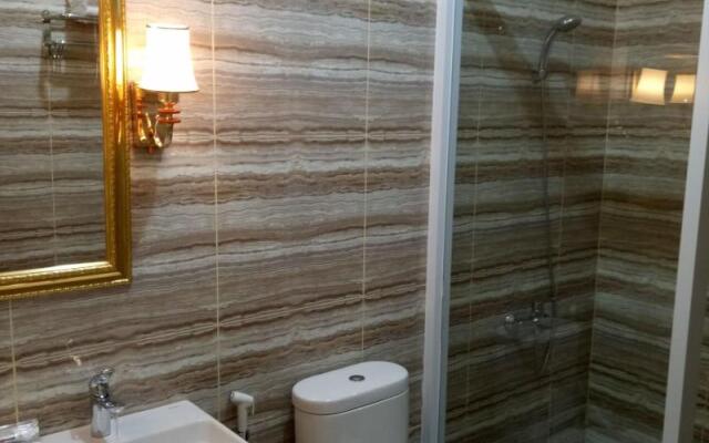 Grand Town Hotel Mandai