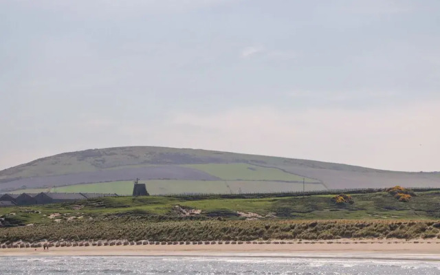 36 Sandend Village