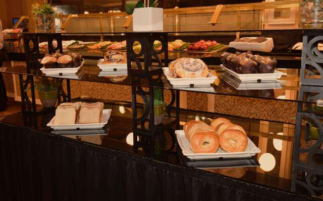 Ramada Hotel & Conference Center by Wyndham Jacksonville