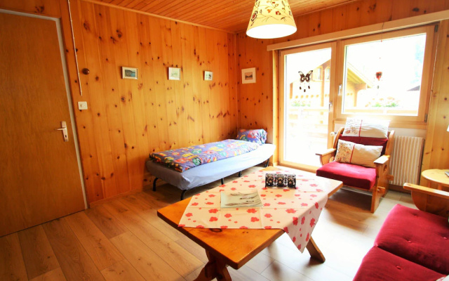 Looked after holiday house with a superb view concerning the Rhônedal. – Guest Rooms – Naters