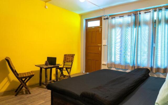 Whoopers Hostel Tosh